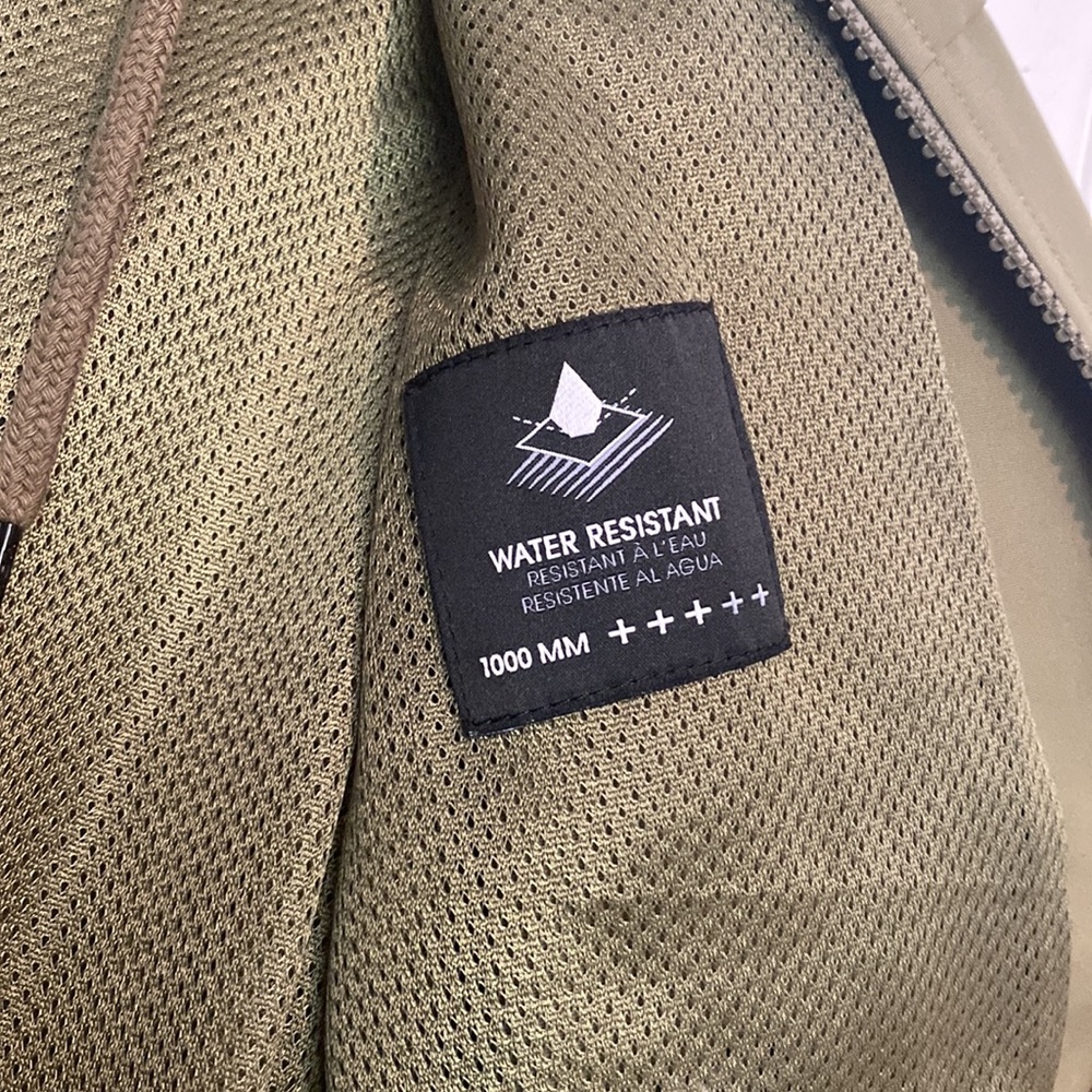 Volcom Jacket - Picture 8 of 8